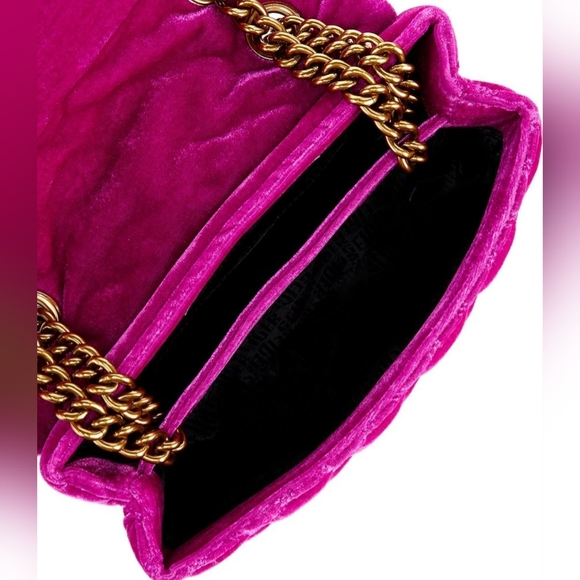 Kurt Geiger LondonKensington Quilted Velvet Medium Shoulder Bag - Picture 3 of 12